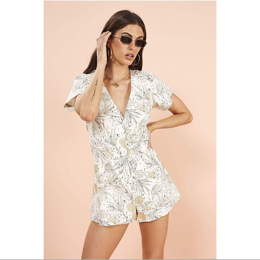 Minkpink Wild Coast Linen Tropical Leaf Print Playsuit (Size:Large)